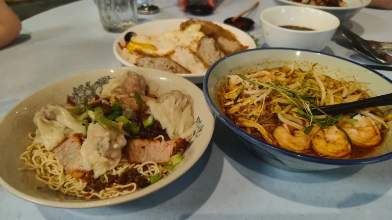 comer en kuching