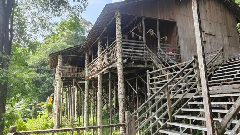 Sarawak cultural village con niños
